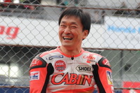 【鈴鹿ファン感謝デー2017】往年の鈴鹿8耐バイクがデモラン、宇川徹も久しぶり来場 画像