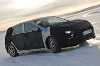 ヒュンダイ初の高性能ブランド「N」、雪上テスト…市販は2017年後半に決定 画像