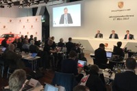 ポルシェの営業利益は14.7%増、過去最高 2016年通期決算 画像