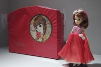「リカちゃん展」---580体の魅力と50年の月日にあなたは抗えるか［写真蔵］ 画像