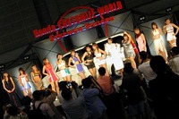 【オートギャラリー東京2001】クルマ、ダンス、レースクイーン?! 画像