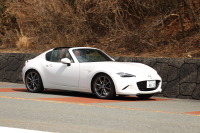 【マツダ ロードスターRF 試乗】高速クルージング時のしっとり感は大人向けの味付けなAT…高山正寛 画像