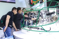 【上海モーターショー2017】シェフラー「E-Wheel Drive」…自動運転車にも対応 画像