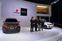 【上海モーターショー2017】スズキ、中国市場向に押し出しを強めた SX4 Sクロス を発表 画像