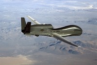 アメリカ空軍、無人偵察機「RQ-4 グローバルホーク」を横田基地へ暫定配備 画像