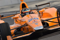 【第101回インディ500】アロンソが本番コースで初走行…まずは「楽しかったよ」 画像