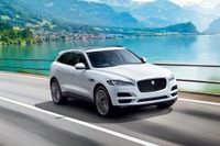 ジャガー F-PACE、WCOTY & ワールドカーデザイン W受賞を記念した限定モデルを発売 画像