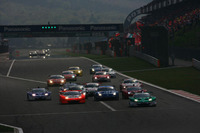 【SUPER GT】ノックダウン方式予選を検討 画像