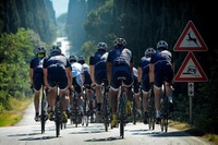 マセラティ、著名アスリートたちによるチャリティーサイクリングツアー開催…片山右京氏が初参加 画像