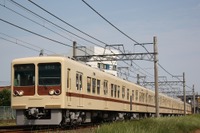 新京成電鉄「くぬぎ山のタヌキ」旧塗装車が運行開始 画像