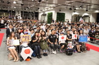 【第101回インディ500】佐藤琢磨、400人以上のファンに優勝を報告「本当にありがとう」 画像