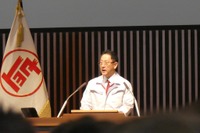 【新聞ウォッチ】トヨタ株主総会終了、豊田社長「持続的成長にあらゆる選択肢」強調---マクロン仏大統領とはあす会談へ 画像