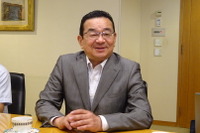 ホンダ 八郷社長「走ればホンダと分かるスポーティなクルマに」…2018年に中国初投入のEV 画像