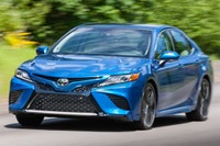 トヨタ カムリ 新型、スポーティグレード設定 画像