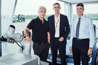 VWとロボットメーカーKUKA、提携強化…自動運転車向け技術を開発 画像