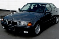 【新聞ウォッチ】外務省課長補佐逮捕、高級外車BMWも思わぬ被害者に!? 画像