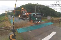 高さ制限を超えたトラックが踏切「最後の砦」を突破…7月30日のJR千歳線架線損傷事故 画像