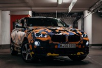 BMWの最小SUVクーペ、X2 …プロトタイプの画像を公開 画像