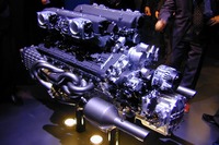 【フランクフルトショー2001速報】ランボルギーニ『ムルチエラーゴ』はどこが新しい? 画像