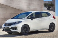 【フランクフルトモーターショー2017】ホンダ フィット 改良新型、欧州仕様を公開予定…先進運転支援システム設定 画像