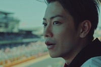 佐藤健、モータースポーツの“リアル”を感じる…動画第2弾「LE MANS篇」公開 画像