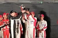優勝はピストン西沢氏率いる813号車!…メディア対抗ロードスター4時間耐久 画像