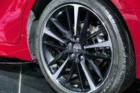 【トヨタ カムリ 新型】曙ブレーキ、リヤブレーキパッドを供給 画像