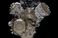 ドゥカティが量産初の4気筒エンジンを発表…パニガーレ 新型に搭載予定 画像