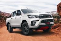 TRD、ハイラックス用各種パーツ発売…オーバーフェンダーやキャノピーも予定 画像