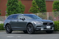 【ボルボ V90クロスカントリー 試乗】かつてのFRボルボを思わせるフィーリング…島崎七生人 画像