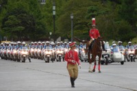 交通安全運動出動式…警視庁と官民が合同で飲酒、信号無視、スピード違反など悪質運転の取締りを強化 画像