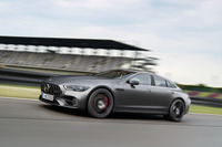 メルセデス AMG GT 4ドア市販型、1月公開が確定か..これが最終デザインだ! 画像
