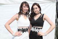 【FIAドリフト】世界初のNo.1決定戦のイメージガールは超絶美脚コンビ! 画像