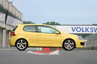 【フランクフルトモーターショー07】ピレリ、VW ゴルフGTI ほか 画像