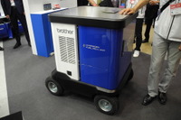 【危機管理産業展2017】ブラザー、ワゴン型燃料電池システムを参考出品…カセットボンベで稼働 画像