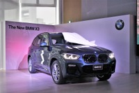 【BMW X3 新型】競合を凌駕する運転支援がポイント 画像