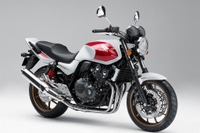 ホンダ CB400SF 新型発売…最高出力56psへアップ、新排ガス規制にも対応 画像