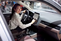 【東京モーターショー2017】三菱自動車のAIは一味違う…MI-Assistant を試す 画像