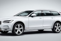 ボルボ V90 に「オーシャン・レース」、カーペットは漁業用網からリサイクル…日本導入予定 画像