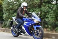 【ヤマハ YZF-R25 試乗】「カッコ良くて速い」をストレートに表現した…佐川健太郎 画像