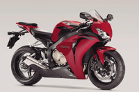 【パリモーターショー07二輪】ホンダ、欧州向け08年モデルを発表 画像