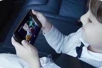シートベルトを外すとゲームアプリがロックされるデバイス…クラウドファンディング募集 画像