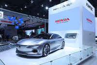 ホンダ C001 ワールドプレミア…次世代セダン提示【広州モーターショー2017】 画像