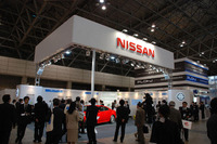 【CEATEC07】日産が スカイラインクーペ 新型を展示 画像