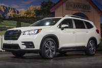 スバル、3列シートSUV アセント 公開…新開発2.4ターボ搭載【ロサンゼルスモーターショー2017】 画像