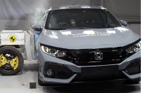 ホンダ シビック 新型、再テストで評価上昇…最高の5つ星【ユーロNCAP】 画像