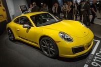 ポルシェ 911カレラT 公開、オリジナル 911T の再来目指す【ロサンゼルスモーターショー2017】 画像