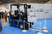 FCフォークリフトは40台以上が稼働中…トヨタL&Fがエコプロ2017に展示 画像