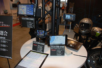 【CEATEC07】韓国のカーナビ XROAD 、初年度12万台目指す 画像