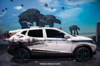 日産 ローグスポーツ が スターウォーズ Aウィングに変身【ロサンゼルスモーターショー2017】 画像